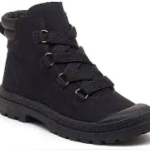 ROCKET DOG Piper Canvas Lace Up Grunge Skater Gothcore High Top Hiking Sneakers